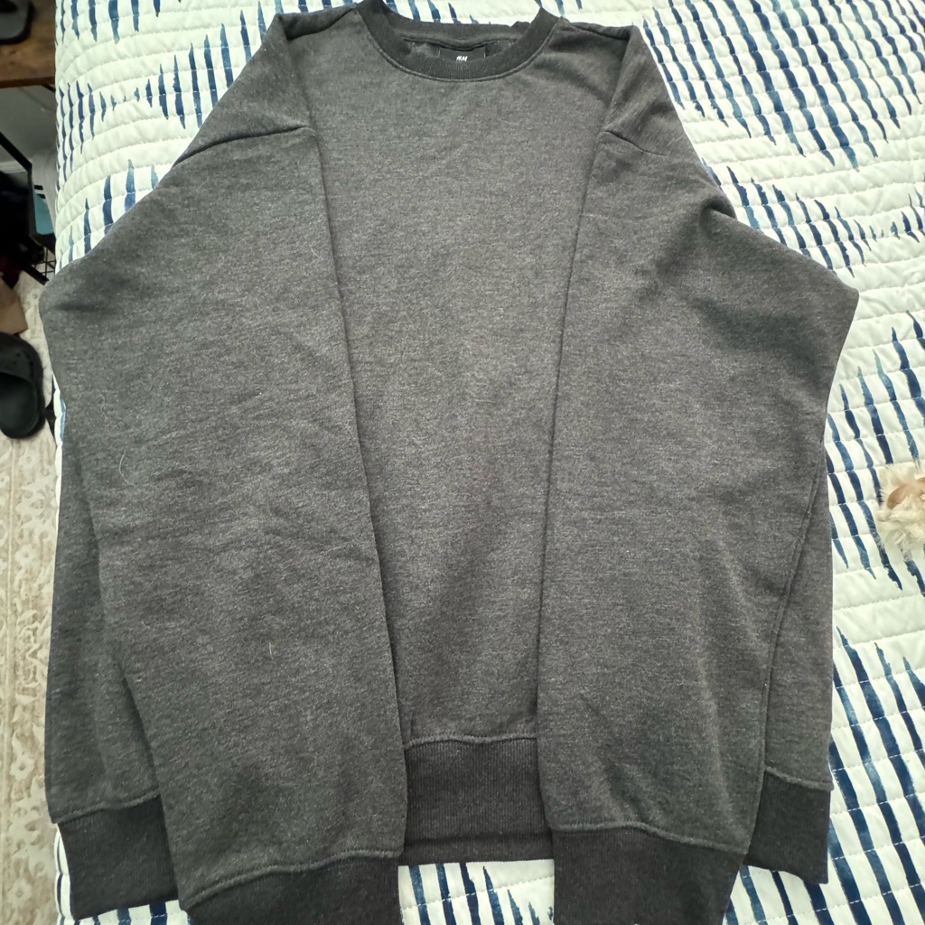 H&M Gray Crewneck Sweater Classic Knit Pullover